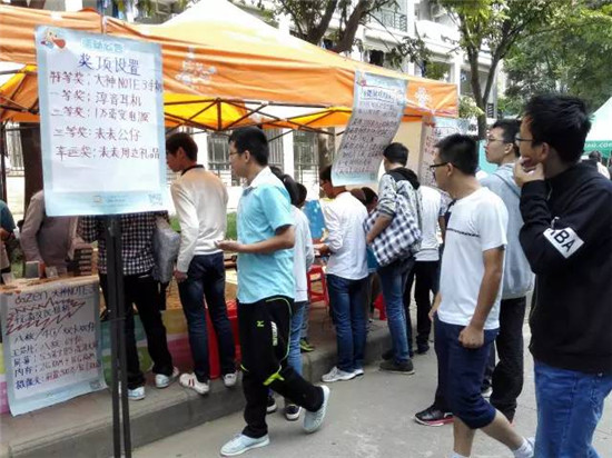 大神Note3“年輕，放肆一點(diǎn)”的精神與青春洋溢的校園