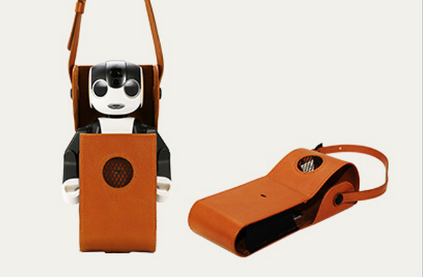 夏普或明年推出RoBoHoN機(jī)器人手機(jī)