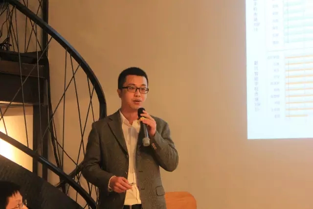 探討智能手機成熟期中小廠(chǎng)商的生死之路