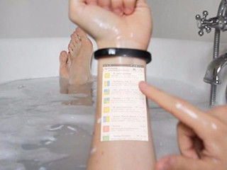 把手機(jī)植入人體怎么樣?