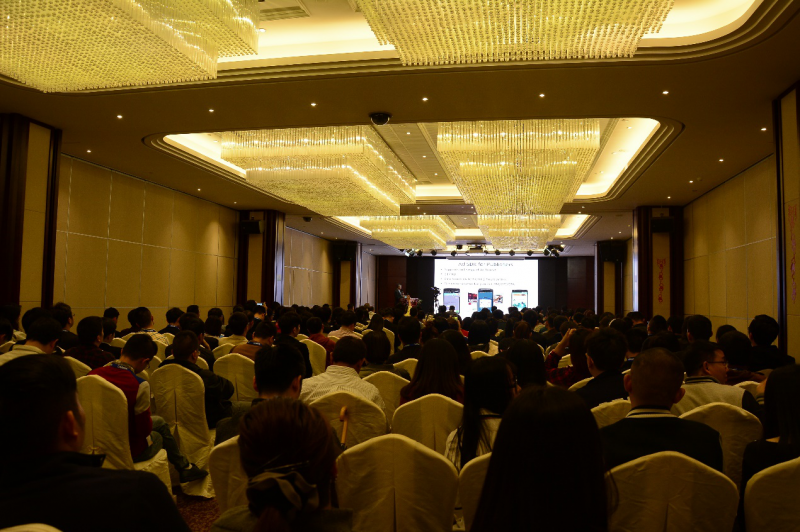 智能手機(jī)將步入“硬件免費、軟件盈利”時代