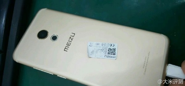 魅族PRO 6真機曝光，或使用雙攝像頭，價格2999