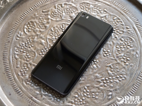 華為P9發(fā)布 老外震撼：遲早干掉蘋(píng)果