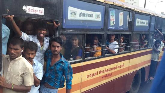 國(guó)產(chǎn)機(jī)混戰(zhàn)印度