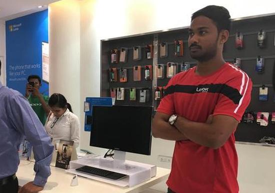 國(guó)產(chǎn)機(jī)混戰(zhàn)印度