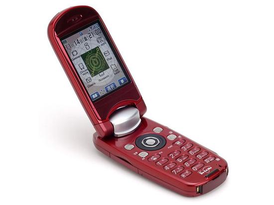 第一臺自動對焦的手機：松下P505iS