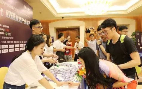 2016年滲透率或達(dá)10% 雙攝未來(lái)的市場(chǎng)增長(zhǎng)空間到底在哪？