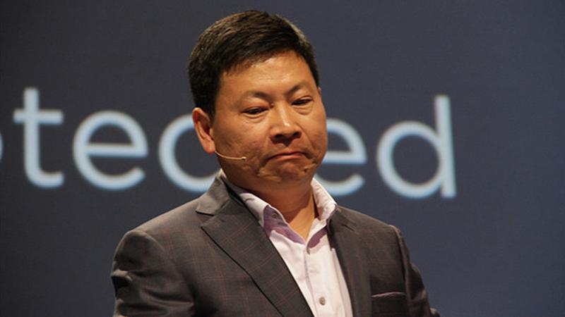 華為的焦慮癥：當(dāng)下的第一，既是榮耀，更是包袱