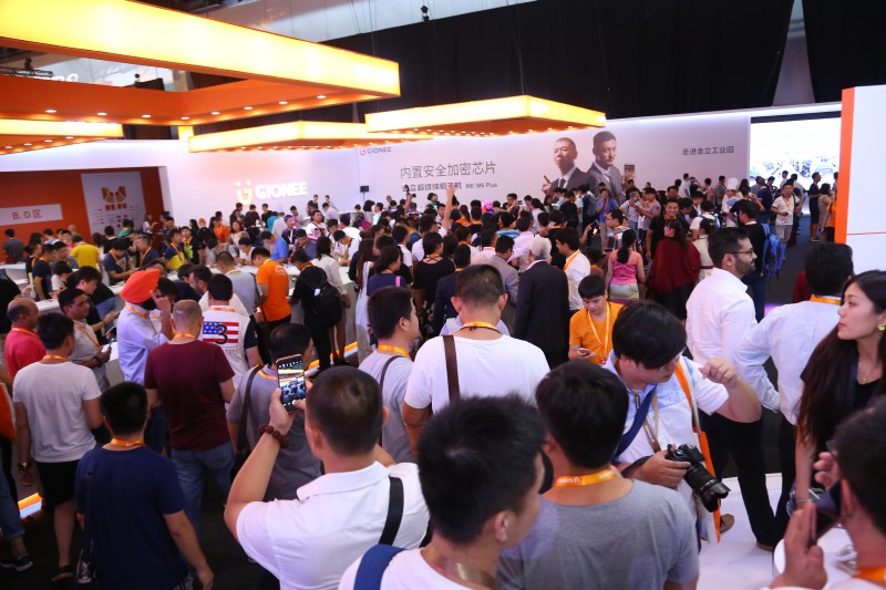 內(nèi)置安全加密芯片，金立發(fā)布超級(jí)續(xù)航手機(jī)M6/M6 Plus