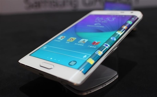 三星手機業(yè)務(wù)利潤暴增56%:廉價機太成功