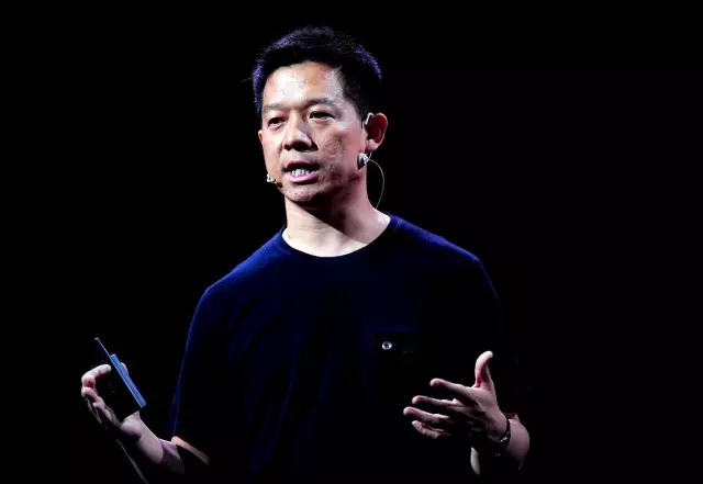 賈躍亭執(zhí)掌酷派加速生態(tài)化 定義“華樂歐米”手機(jī)產(chǎn)業(yè)新格局