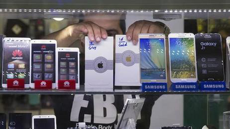 三星再次拉大和蘋(píng)果差距 但都被中國(guó)手機(jī)搶地盤(pán)