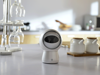 清美教授助力理工男 共同打造機(jī)器人設(shè)計(jì)經(jīng)典