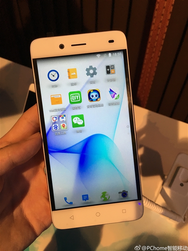 夏普手機(jī)回歸之作：國(guó)內(nèi)發(fā)布1499元手機(jī)A1/C1