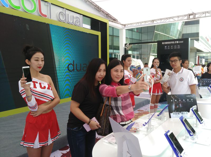 cool1 dual線下首銷，迪信通、樂語等助推酷派+樂視成雙攝領(lǐng)導(dǎo)者