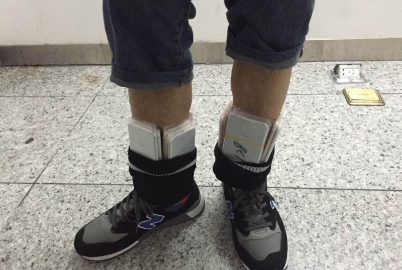 iPhone7首發(fā)日當(dāng)天深圳查獲400余臺 案值超過300萬元