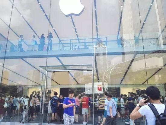 iPhone 7被炒到2萬！巴菲特大賺 供應(yīng)商集體狂歡