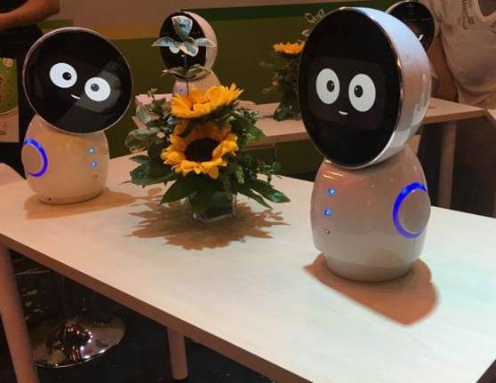 今天有一群大人物到深圳：庫克、比爾·蓋茨…(名單)