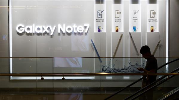 三星Note 7炸機(jī)機(jī)主：我覺(jué)得我是個(gè)傻子