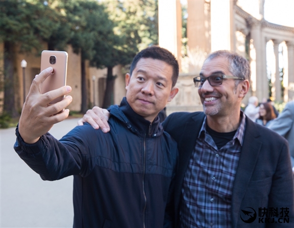 樂視首款A(yù)I手機(jī)曝光：四倍光學(xué)變焦+虹膜識別