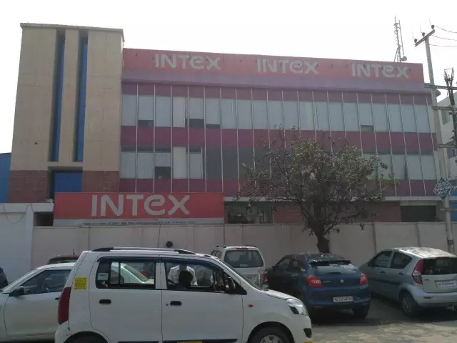 中國(guó)手機(jī)產(chǎn)業(yè)觀察團(tuán)走進(jìn)Intex、聞尚