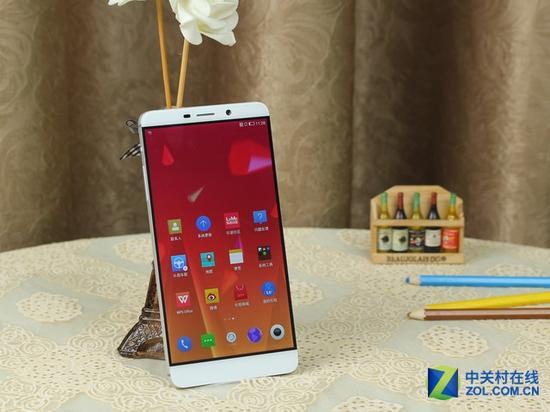 比小米MIX還驚艷！更牛的無邊框全面屏手機(jī)來了