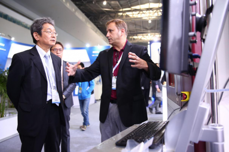 展望全球藍寶石行業(yè)發(fā)展前景，2016深圳全觸與顯示展邀您觀展