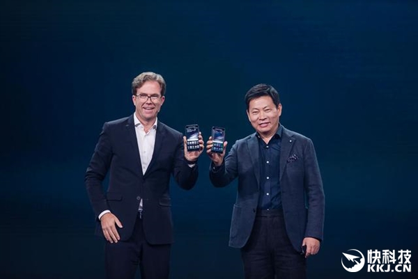 雙曲面保時(shí)捷版Mate 9用的哪家屏？原來(lái)是三星