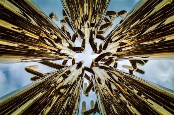 深圳VR市場狼吃狼:月銷3000萬 利潤直逼1毛