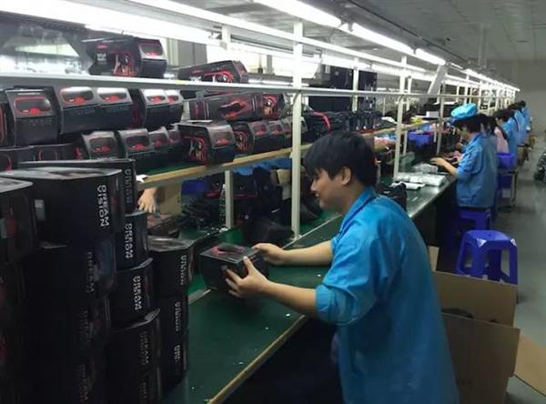 深圳VR市場狼吃狼:月銷3000萬 利潤直逼1毛