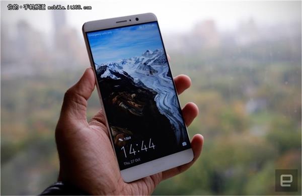外媒評(píng)價(jià)華為Mate 9：雙攝、性能彪悍