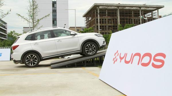 跨界前的嘗試？手機廠(chǎng)商為啥愛(ài)和汽車(chē)廠(chǎng)商合作