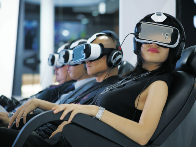 VR兩年大輪回：裁員、欠薪、倒閉相繼而來？