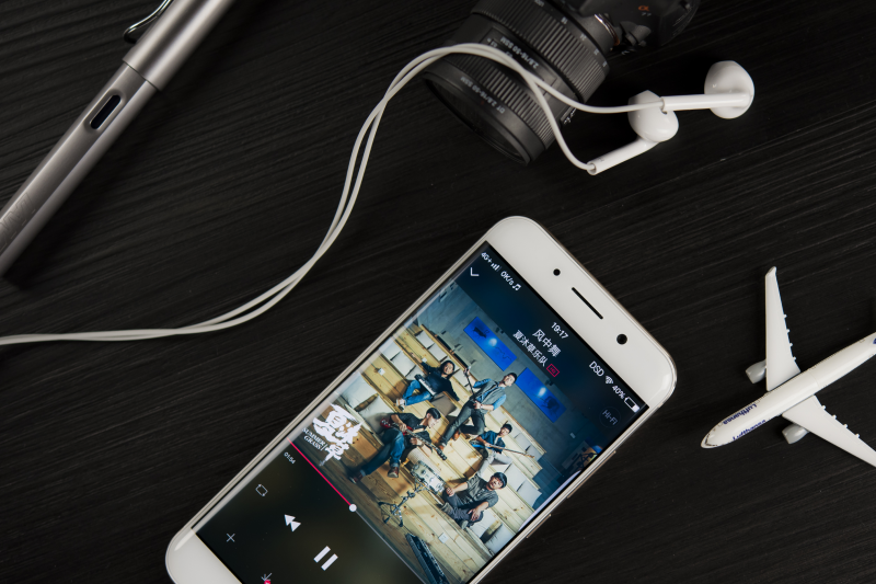 vivo Xplay6 今日雙12正式開(kāi)賣(mài)！雙攝+曲屏商務(wù)好幫手