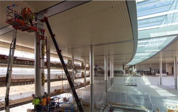 蘋果股價較36年前上市價增長18,492%