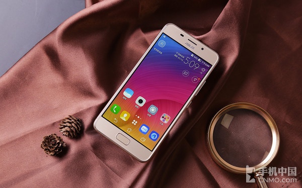 華碩2017暴走 智能手機(jī)年銷量將翻倍