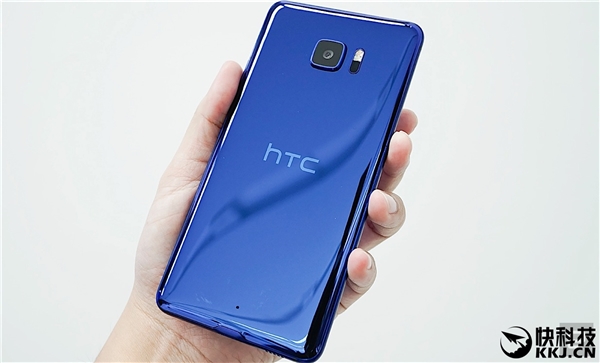 HTC 2016年會(huì)大縮水：雪姨送821新機(jī)
