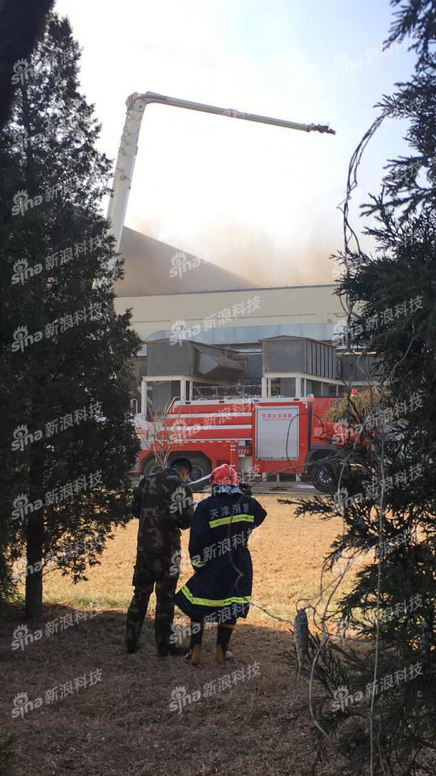 三星SDI天津工廠(chǎng)仍冒黑煙 起火物質(zhì)為鋰電池