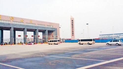 富士康鄭州工廠有望為蘋(píng)果iPhone8供應(yīng)屏幕面板