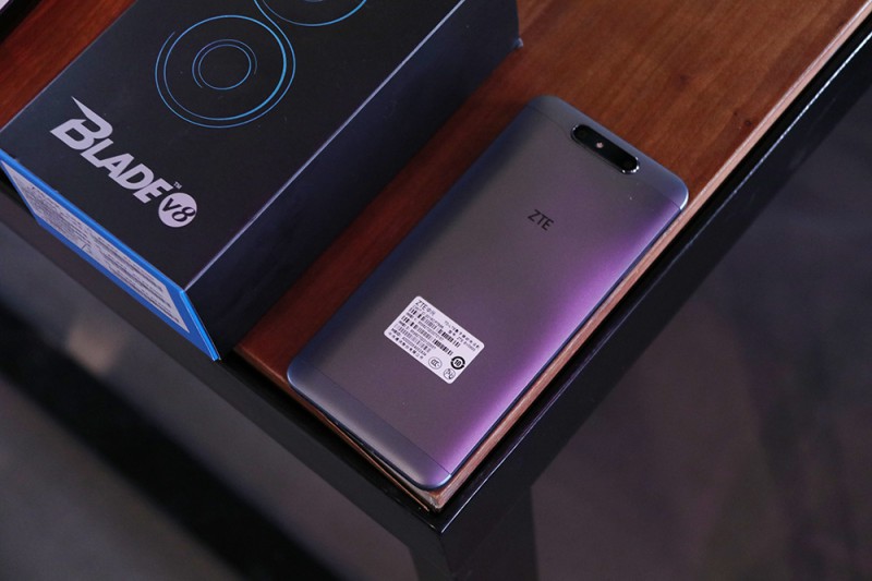 中興Blade V8發(fā)布：主打雙攝，售價(jià)1499元