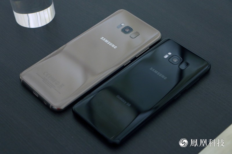 三星S8上手體驗(yàn):雙曲面+全面屏 驚艷“辣”眼睛