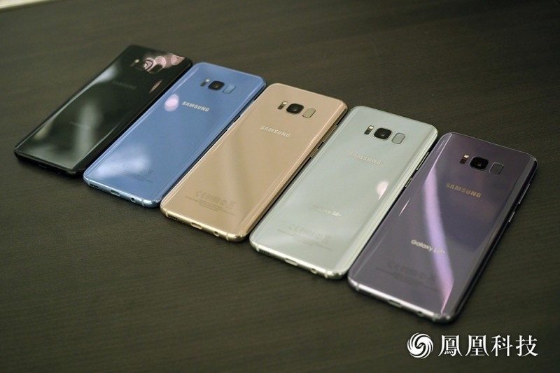 三星S8上手體驗(yàn):雙曲面+全面屏 驚艷“辣”眼睛