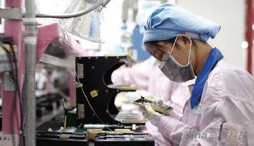 紐約畢業(yè)生臥底中國代工廠 揭秘iPhone生產(chǎn)工人生活