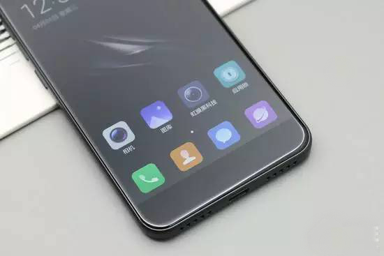 國(guó)美K1評(píng)測(cè)：一流設(shè)計(jì)手感配虹膜識(shí)別