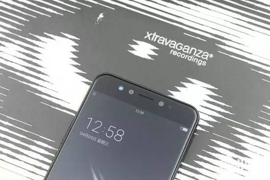 國(guó)美K1評(píng)測(cè)：一流設(shè)計(jì)手感配虹膜識(shí)別