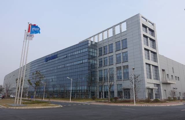 天馬第6代 LTPS AMOLED產(chǎn)線中國率先點亮