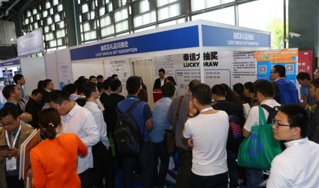 2017上海國(guó)際全觸與顯示展今日盛大開幕