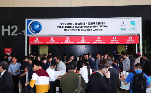 再創(chuàng)新高領(lǐng)航未來 2017上海國(guó)際全觸與顯示展圓滿落幕