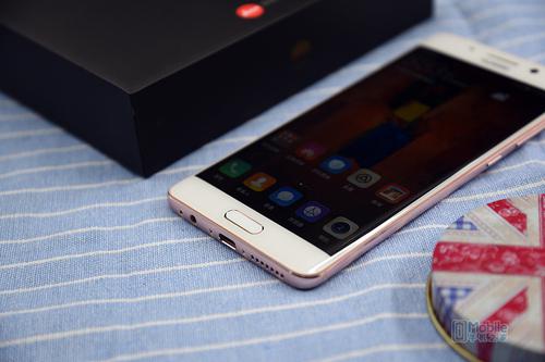 iPhone都便宜了 為何國產(chǎn)手機越來越貴