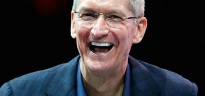 喜笑顏開的庫克